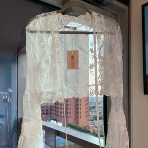 Missguided White Lace crop top ( can be used as a swim coverup ) NEW WITH TAGS